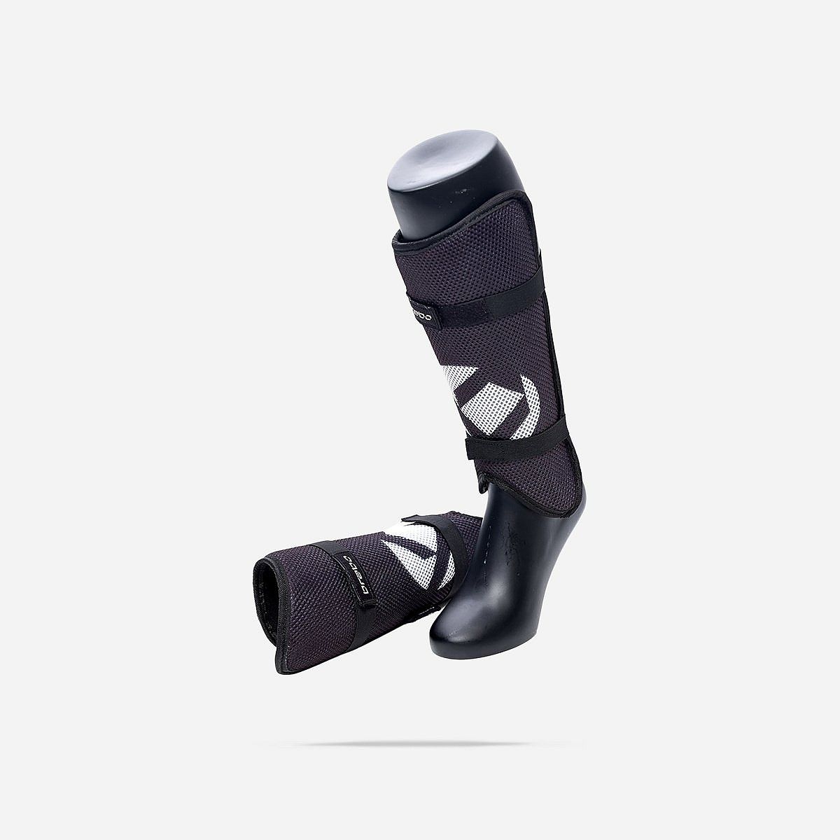 BRABO F3 Mesh Light Wrap Scheenbeschermers Senior