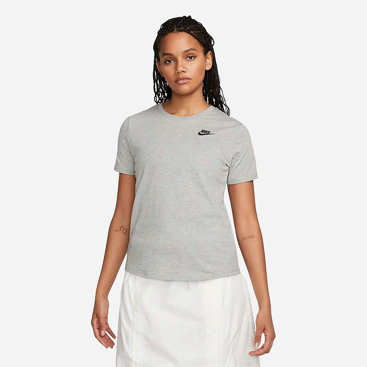Nike Sportswear Club Essential T-shirt Dames