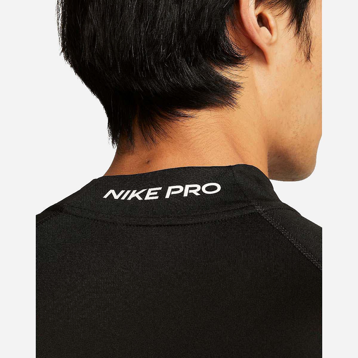 nike mock neck long sleeve shirt