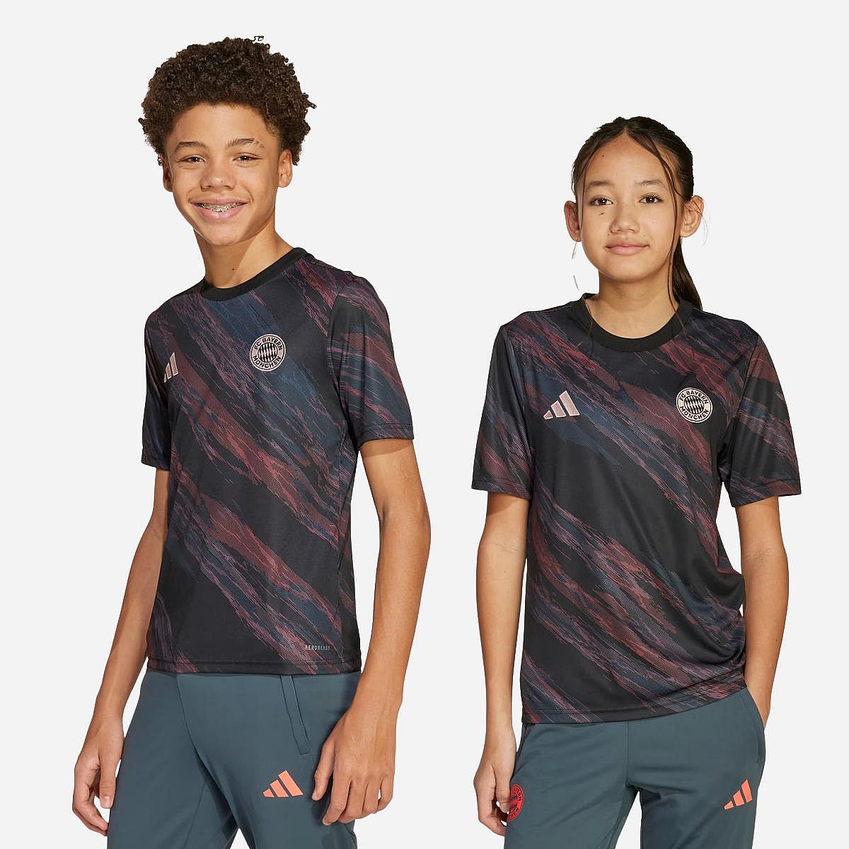 Adidas FC Bayern 25/26 Pre-Match Shirt Junior Adidas FC Bayern 25/26 Pre-Match Shirt Junior